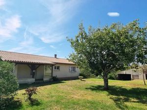 Vente maison 5 pièces 138 m² à Sainte-Foy-de-Longas (24510)  234 300 €