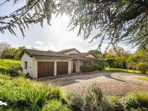 Vente maison 5 pièces 179 m² à Les Cabannes (81170)  285 010 €