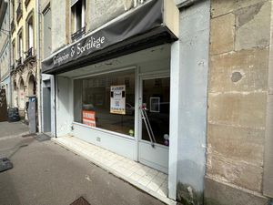 en vente Fonds de commerce 70 m² – 79 500 € |Remiremont