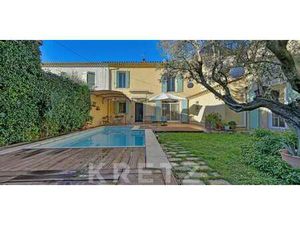 Maison avec piscine et jardin Generac (30)