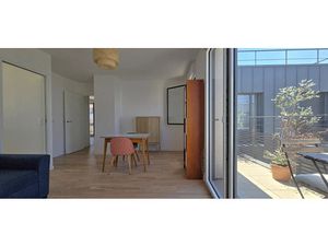 Location meublée appartement 2 pièces 47 m² à Clichy (92110)  1 500 €