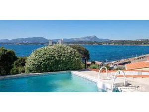 Maison avec piscine et terrasse Le Pradet (83)