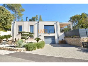 Vente maison 6 pièces 147 m² à Nimes (30000)  860 000 €