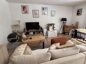 Appartement 46m² rénové à neuf sans vis à vis + meublé 2025 + jardin + parking souterrain