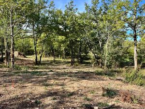 Vente terrain 1318 m² à Lalbenque (46230)  61 600 €