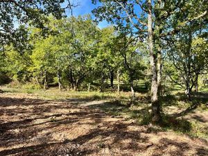 Vente terrain 1327 m² à Lalbenque (46230)  66 780 €