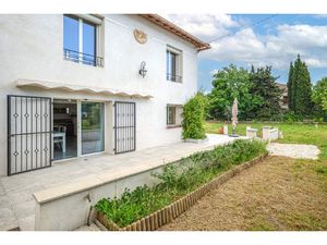Villa rénovée T4 114m2 sur 1756m2 de terrain Saint Mitre prc
