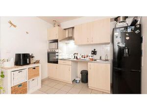 IMMEUBLE DE RENDEMENT COMPOSE DE 6 MAISONS MITOYENNES!