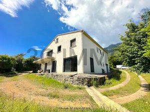 Annonce vente en viager maison 8 pièces de 215m2 à Santa-maria-poggio (20221) - ParuVendu.