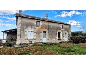 Vente maison 4 pièces 140 m² à Moncontour (86330)  58 000 €