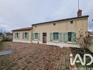 Vente maison 4 pièces 81 m² à Lys-Haut-Layon (49310)  96 000 €