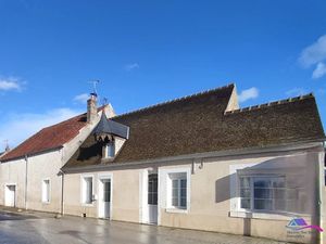 Vente maison 6 pièces 148 m² à Lignieres (18160)  106 000 €