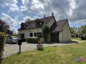 Vente maison 4 pièces 104 m² à Saint-Saturnin (18370)  137 000 €