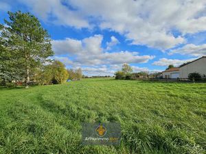 Vente Terrain 2604 m2 à Saint-Hilaire-la-Palud