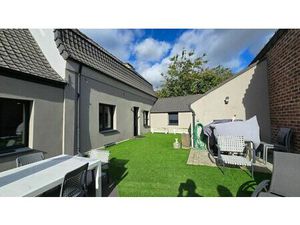 Annonce vente maison 9 pièces de 172m2 à Fouquieres les bethune (62232) - ParuVendu.fr ref