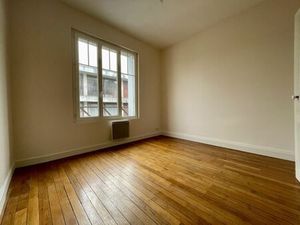 Location Appartement 3 pièces 60m² USSEL 19200