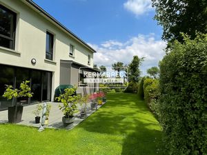 Location Maison 8 pièces 143m²