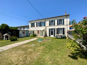 Vente maison 5 pièces  140.00m²  La Jard