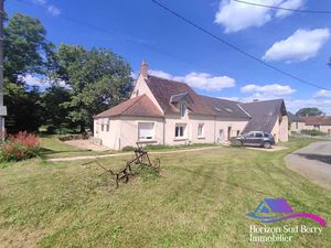 Vente maison 6 pièces 156 m² à Saint-Jeanvrin (18370)  346 000 €