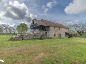 Vente maison 8 pièces 239 m² à Figeac (46100)  442 260 €