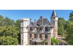 Château Nontron (24)