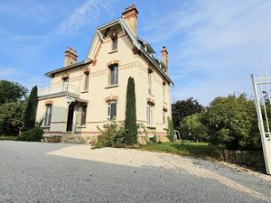 Maison de maître haut de gamme à Ville-dommange