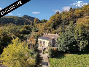Vente maison 7 pièces 200 m² Vallées-d'Antraigues-Asperjoc (07530)