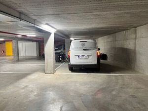Parkeerplaats ondergronds via autolift