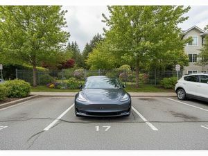 Place de parking extérieur