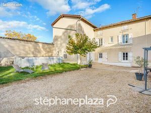 Maison 5 pièces 225 m²