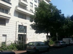 Location emplacement parking Issy Les Moulineaux 95 euros par mois