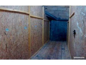 Loue box dans cave rue du plais Gallien plein centre