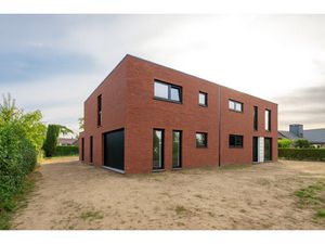 Huis te koop in Wuustwezel met 4 slaapkamers