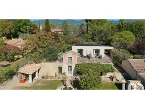 Propriété Cucuron (84)