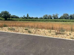 Terrain constructible viabilisé à vendre