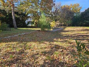 Terrain constructible viabilisé à vendre