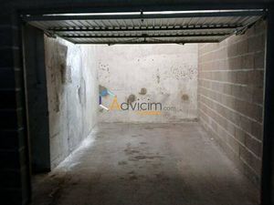 Garage/Stationnement à louer