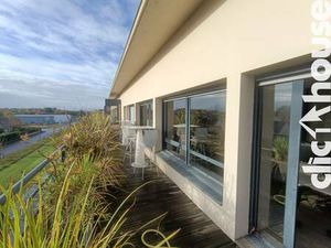 Mme. Aurélie Tardif