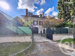 Maison 7 pièces 161 m²