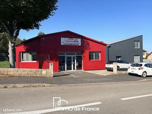 Local commercial 464 m² FLAVIN