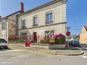 Maison de ville 8 pièces 230 m²