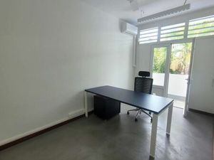 Bureau à louer centre-ville Saint-Denis 974 - non accessible au public