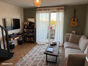 Apparemment T3  61m2  parking + cave + balcon