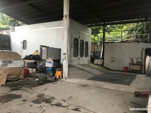 Location local garage automobile