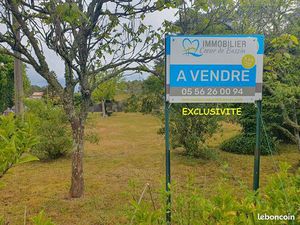 Terrain 374 m² LANTON