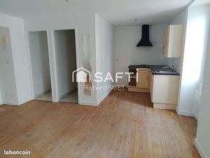 Immeuble 231 m² JONZAC