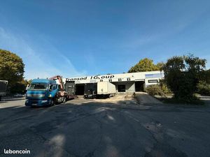 Local d'activité 1 460 m²