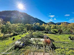 Maison 6 pièces 180 m²