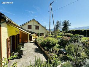 Maison 7 pièces 200 m²