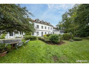 Maison 12 pièces 407 m²